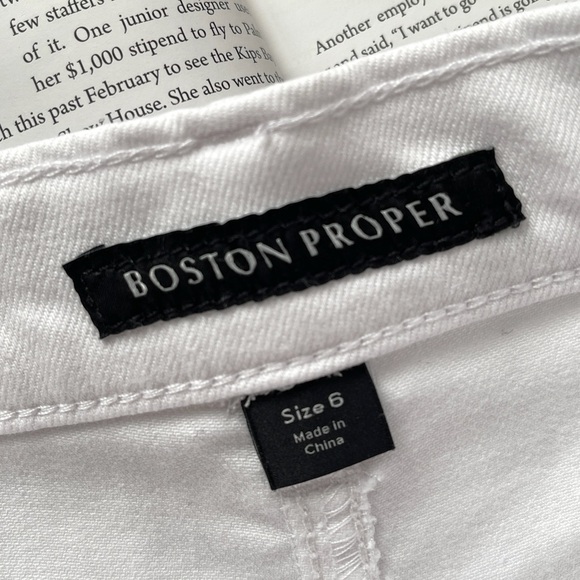 Boston Proper Newport High Rise Slim Straight Leg Jeans Size: 6 - Picture 12 of 15